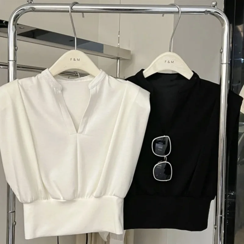 

Camisas Mujer 2025 Women Blouses V-neck Sleeveless Shirts Temperament Solid Color Crop Tops Summer Vintage All Match Blouse