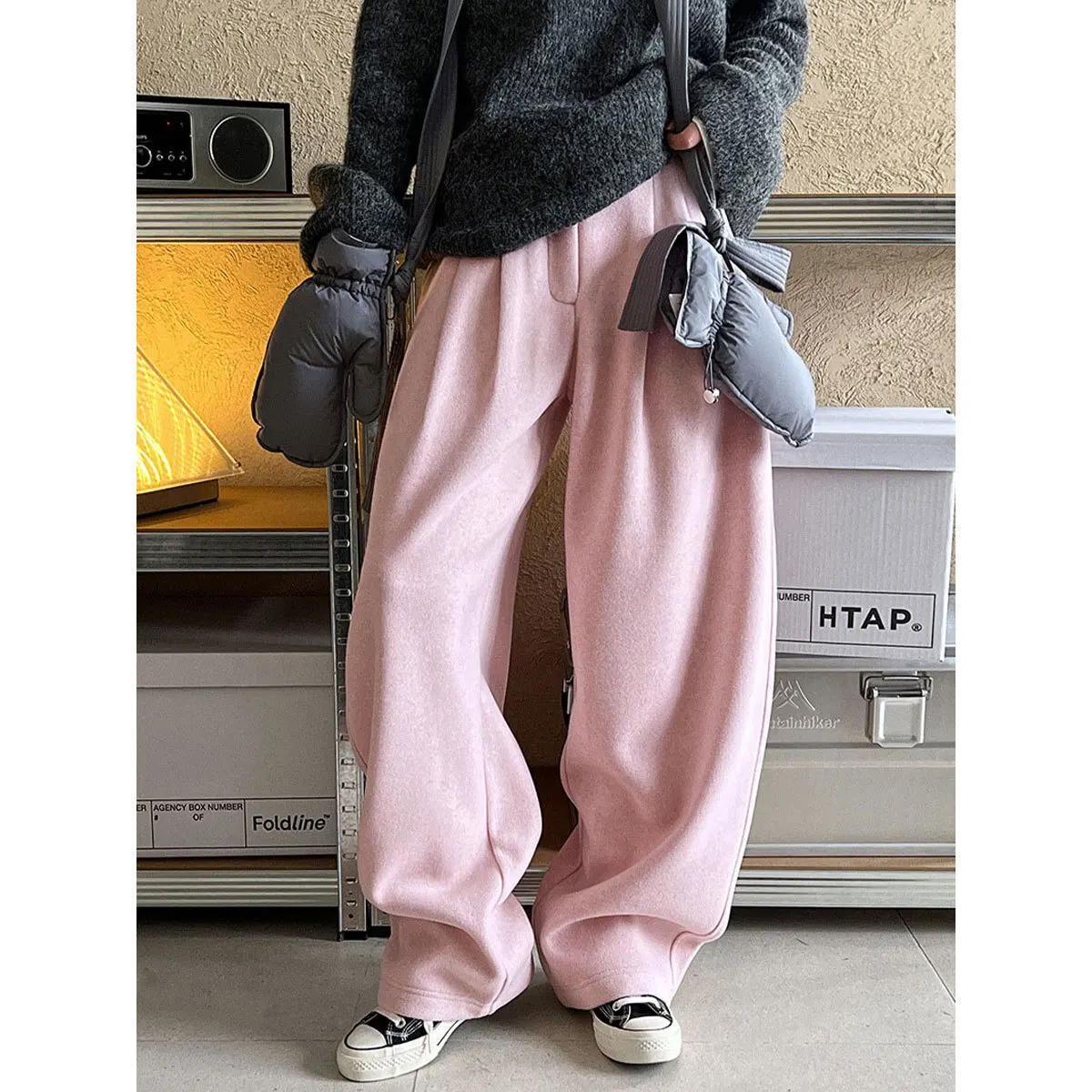 Pantaloni LIMO Pantaloni di lana ispessita stile coreano di grande vestibilità per le donne Autunno Inverno Nuovo cashmere imitazione dimagrante