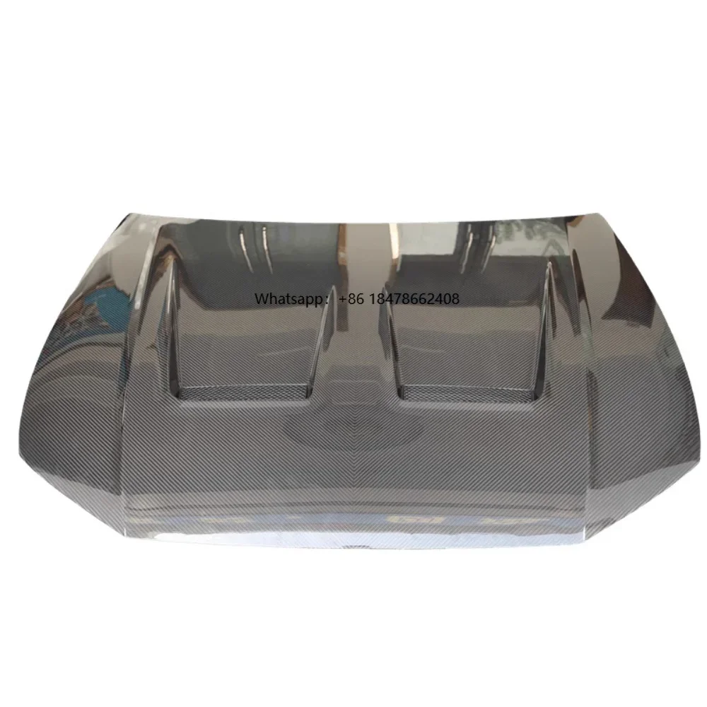 The Upgraded and Modified High-quality Dry Carbon Fiber Engine Hood of the 2019-2024 Q8 Perfectly Fits the Body Components