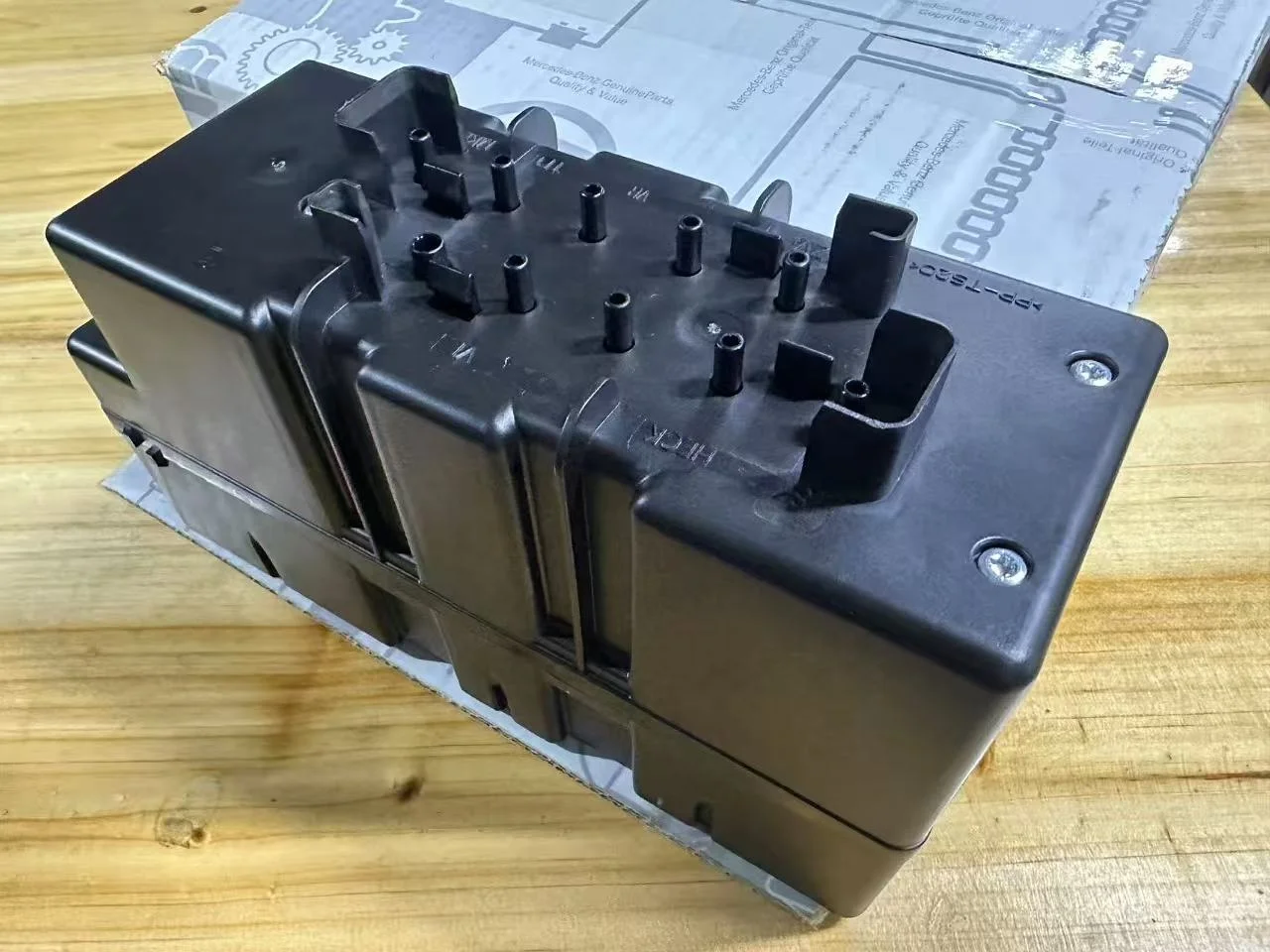 Genuine Vacuum Pump Central Locking Pump A2308000648 A2308000548 2308000648 2308000548 for SL280 SL300 SL350