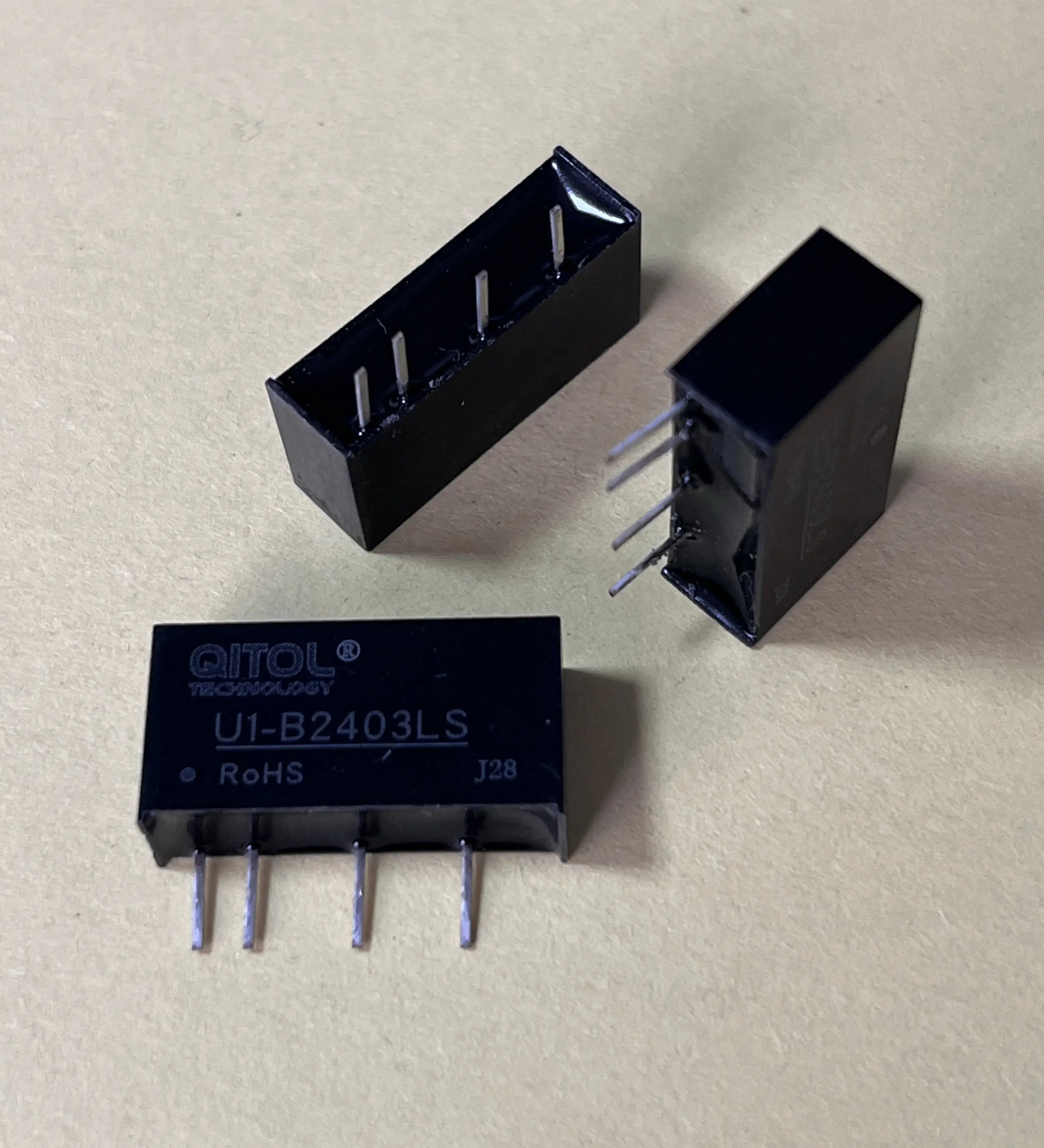 U1-B2403LS  1W B2403LS-1WR3 DC-DC Power Converter 24V TO 3.3VDC Miniature Step-Down Switching Disconnector Module Active Compone
