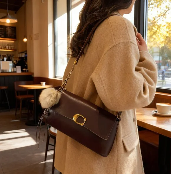 

Retro Fashion Shoulder Women's Bag, High Texture Temperament Versatile Women's Oblique Straddle Bag, Simple Handbag