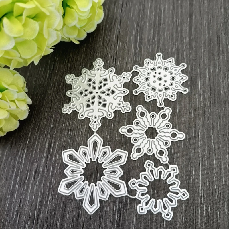 Snowflakes Metal Cutting Die Set 5 Pieces Different Shapes Size Exquisite Snowflakes Embossing Knife Mould Templates