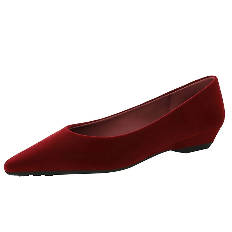 Novità Décolleté firmati con tacco basso dal design in velluto per donna Mocassini comfort autunnali sexy con punta a punta Scarpe casual da esterno leggere