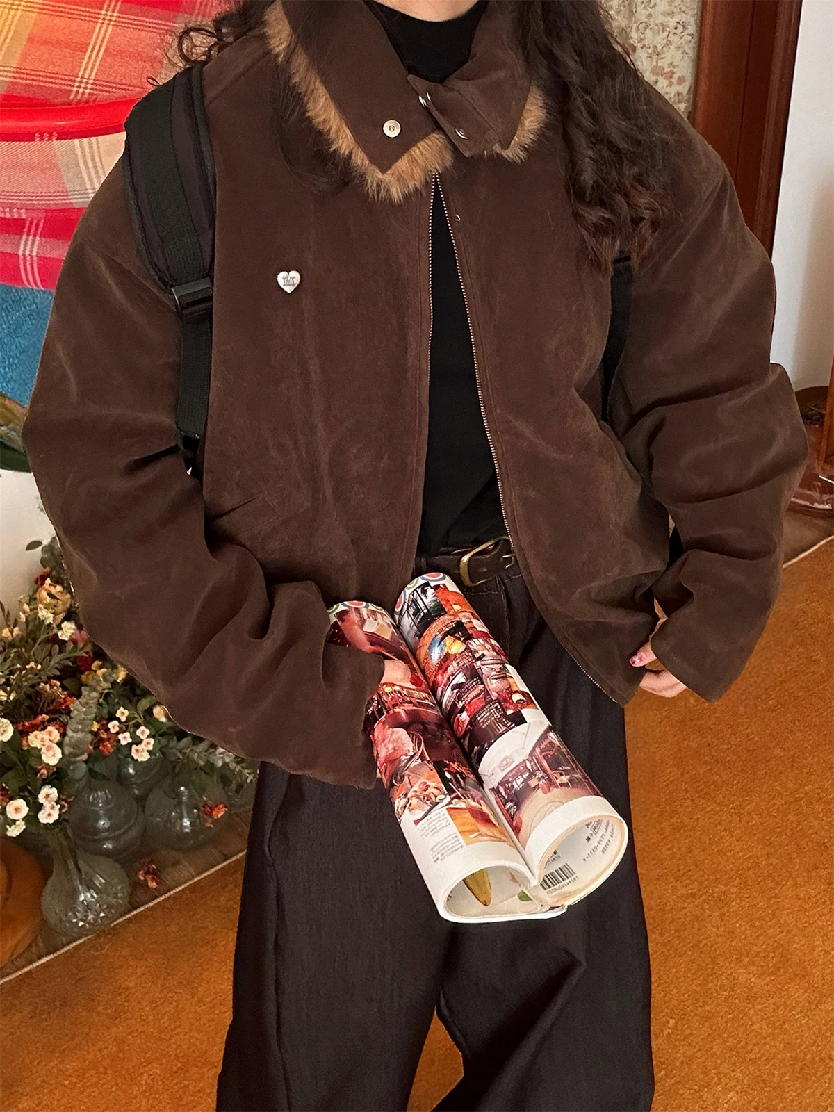 

Осенне-зимняя женская замшевая куртка с воротником-стойкой, на молнии, с длинными рукавами, однотонная, в стиле ретро, пушистая