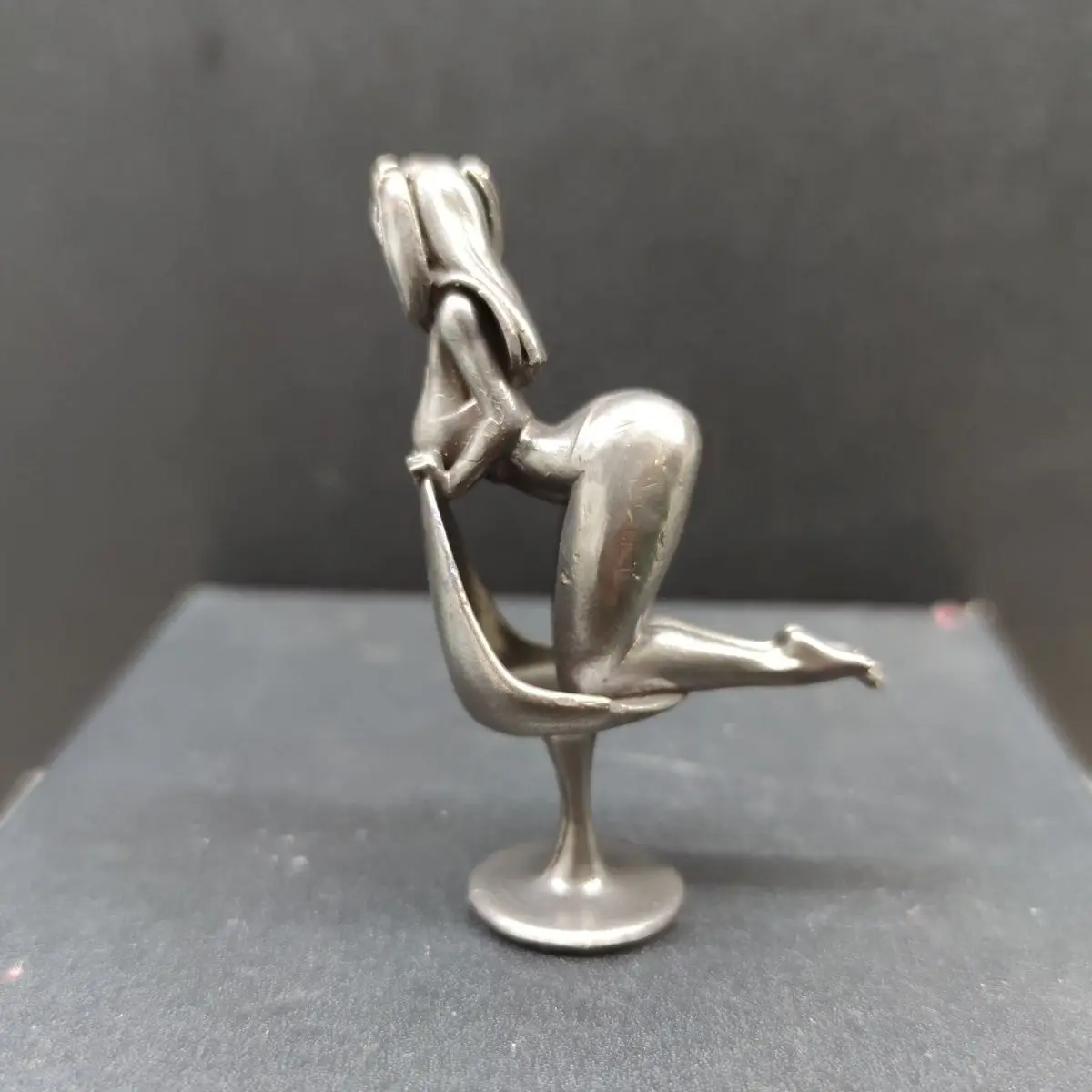 

Retro-Future Dancer Sculpture Cute Chibi Mini Statue Ornament for Collector Steampunk Shelf Art for Collectors Abstract Body Art