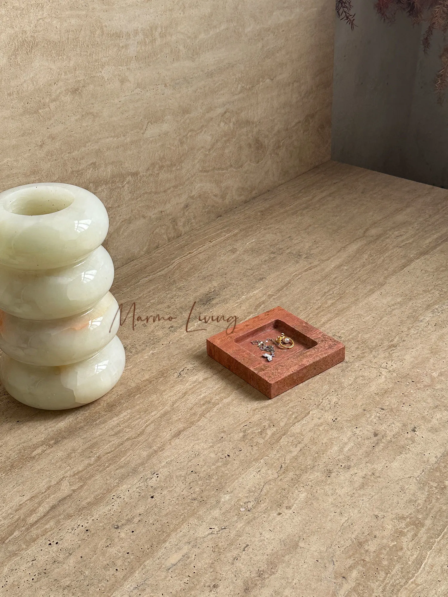 Natural Hole Stone Jewelry Box Ring Earring Storage Case with Burmese Flower Water Wave Pattern