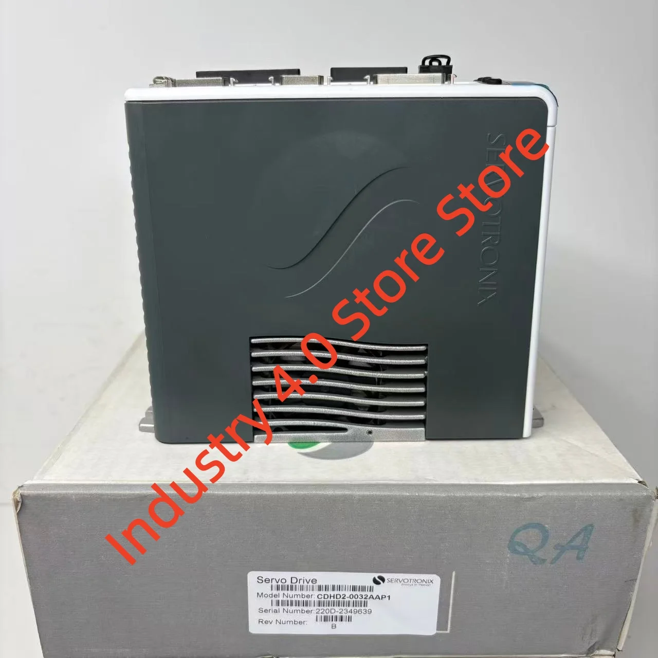 servo driver brand new  CDHD2-0032AAP1