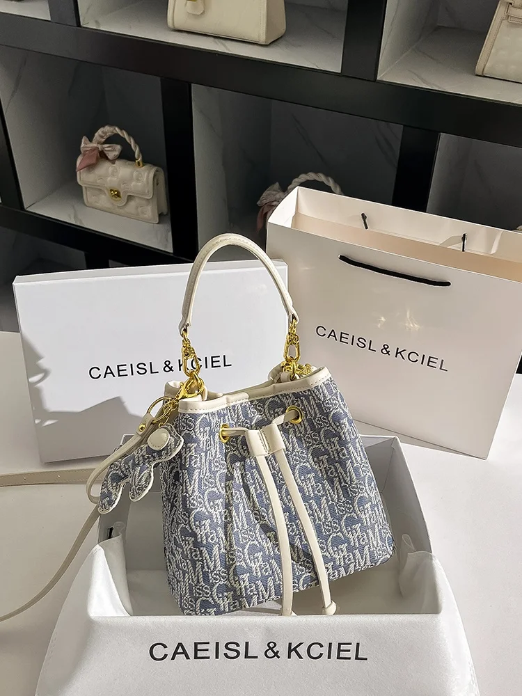 borsa-a-secchiello-ricamata-alla-moda-con-blocchi-di-colore-piccola-di-lusso-leggera-a-tracolla-per-giovani-donne