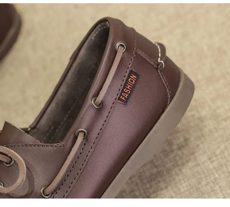Herren Bootsschuhe aus echtem Rindsleder, schnelltrocknend, zum Schnüren, Retro-Fashion, lässige flache Schuhe, klassisch, 2026 Neues Design, Größen 39-47 – Detail 5