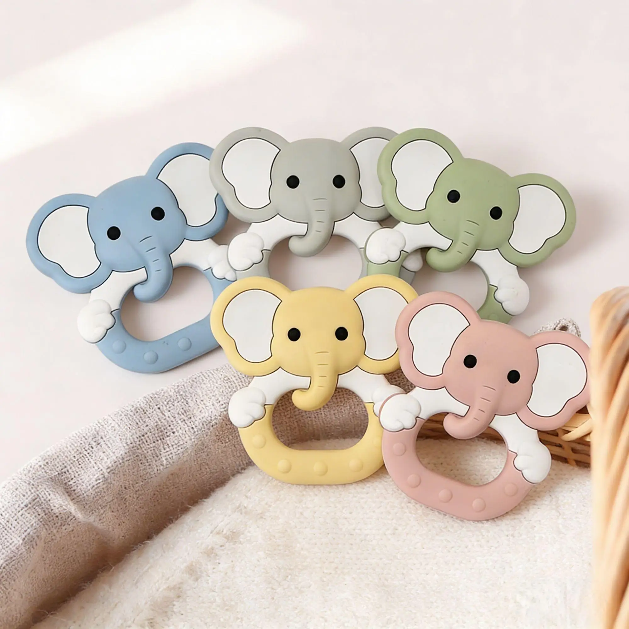 1PC Cute Baby Silicone Elephant Teether Food Grade Safe Teether Cute Cartoon Toys Teething Gift Oral Care Pacifier Chain Making