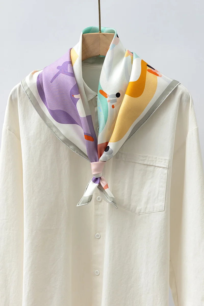 Bufanda de morera a la moda para mujer, pañuelos cuadrados de seda, dobladillos de diseñador de lujo, chales con bordes enrollados, accesorios para bolso para la cabeza, regalo de Navidad