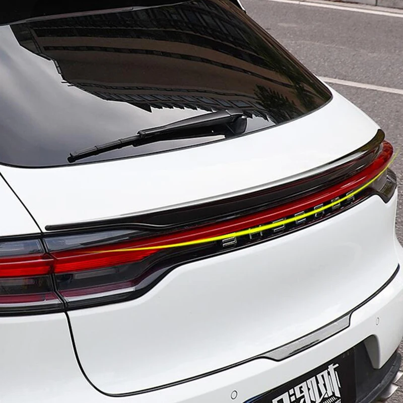 For CAR Trunk Spoiler WING NEW Porsche Macan GTS Rear Tail Light Decoration Accessories ABS Carbon Fiber Tail Lip 2018-2023