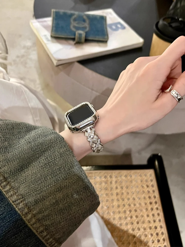 Fascia di diamanti di lusso per Apple Watch Ultra 10 9 8 7 6 5 4 cinturino da donna in metallo per iWatch 38mm 40 41mm 42mm 45mm 46mm 49mm