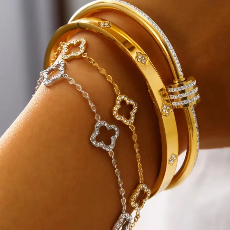 Zircon Four-Leaf Clover Design Hollow Elegant Female Stainless Steel Bracelet Accessory Small Waist Bracelet