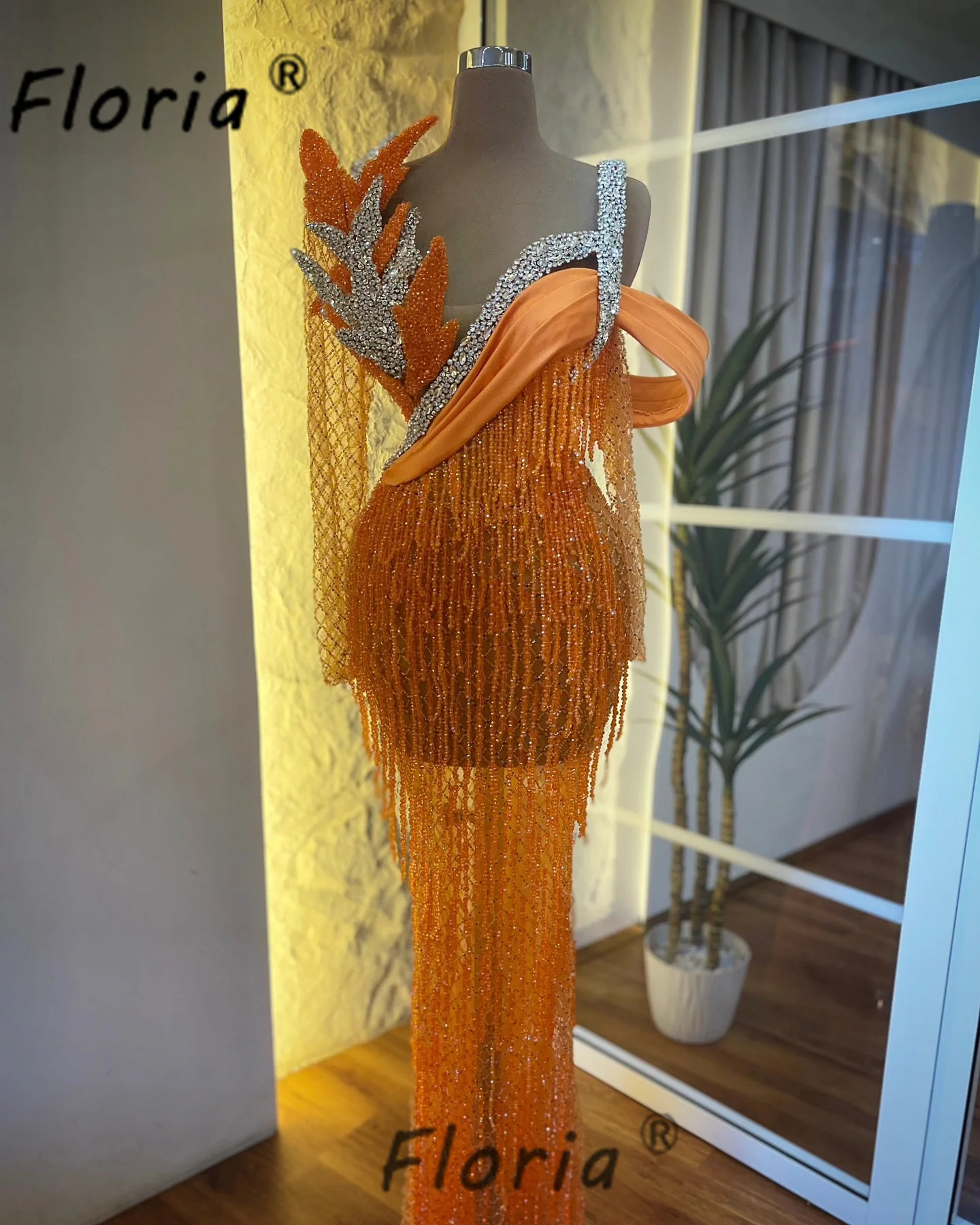 Special Design Fully Fringes Tassel Orange Floor Length Evening Dress Applique Beaded Long Sleeve Formal Dresses Customized Gown