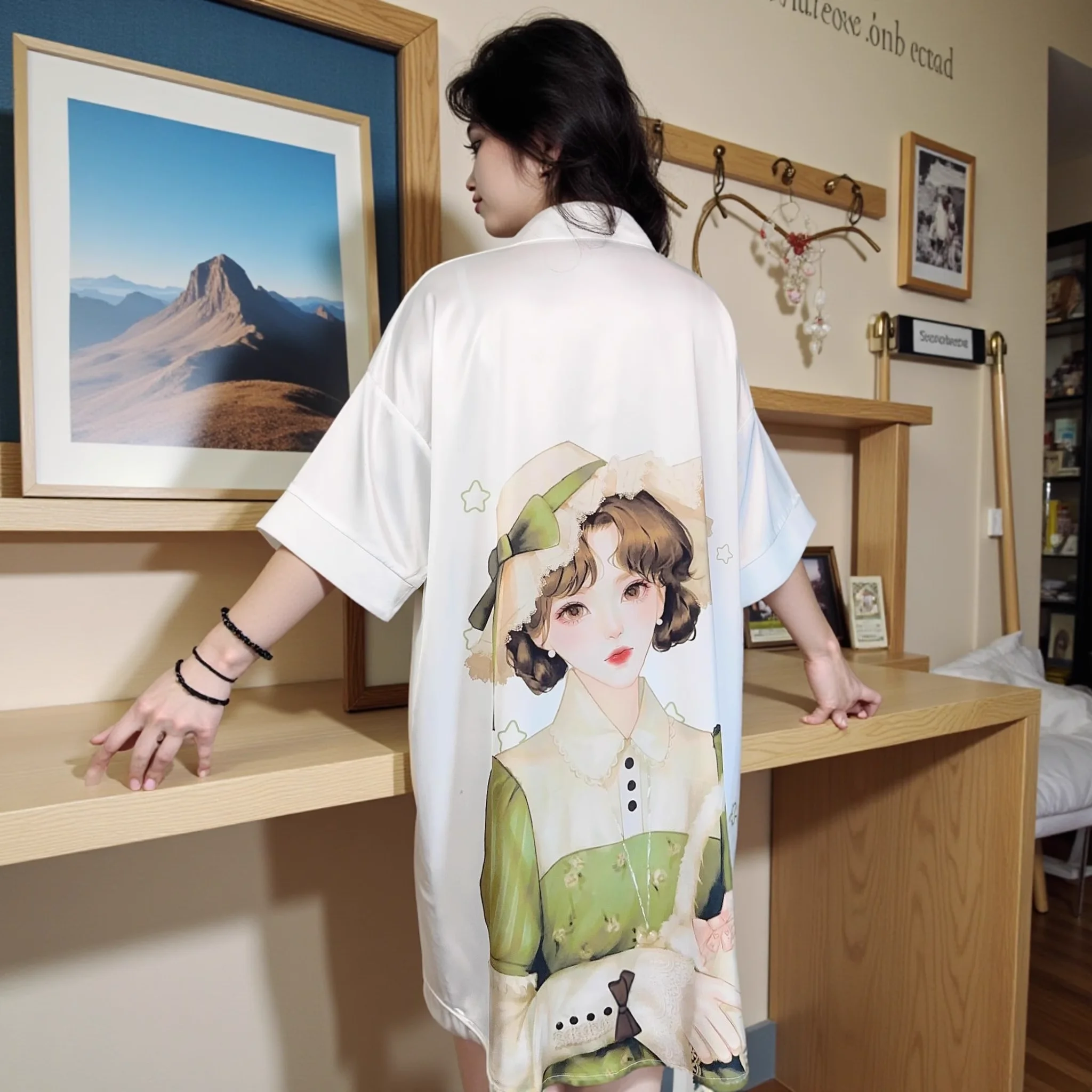 بيجامة نسائية رومانسية كبيرة الحجم من الساتان، ملابس نوم طويلة قابلة للتنفس وناعمة ومثيرة، مناسبة للربيع والصيف والخريف.