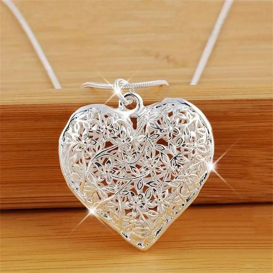 1pc 925 Silver Plated Hollow Heart Pendant Necklace, Fashionable Women's Charming Wedding Gift Jewelry Accessory