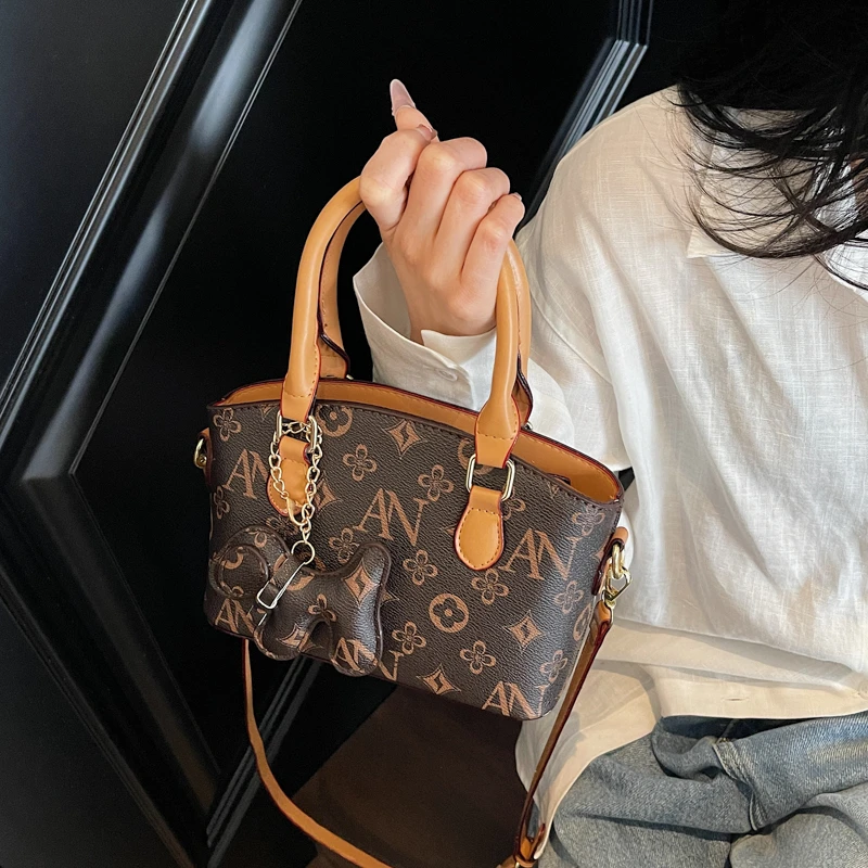 

Insta-Worthy Bag Designer Diaper Bag For Women Luxury Leather Tote Elegant Crossbody Bag Stylish Social Media