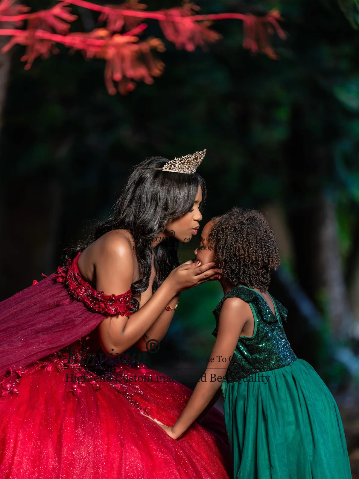 Abito da ballo da principessa per Quinceañera con mantello, applicazioni in pizzo, per compleanno Sweet 16, personalizzato, stile messicano, Vestido De 15 XV Anos