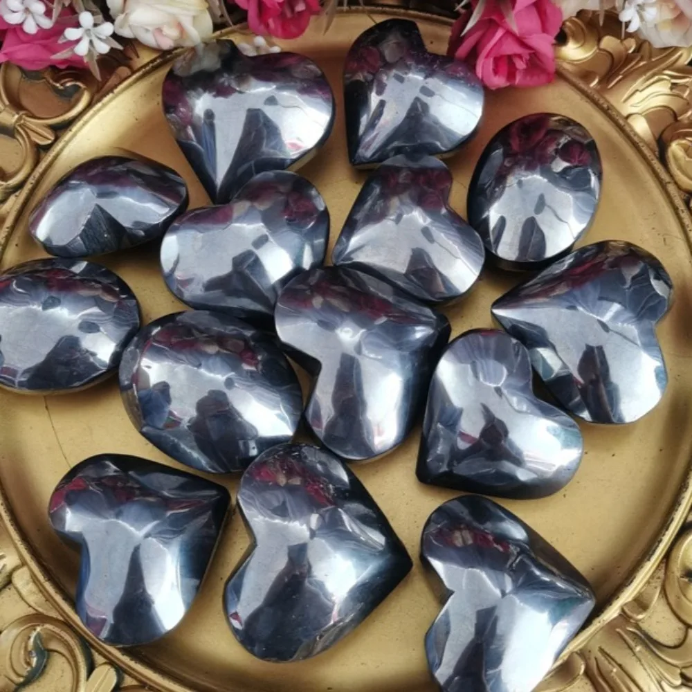 Natural Terahertz Heart Decorative Supply Featuring Suitable for Collectors and Educational Purposes