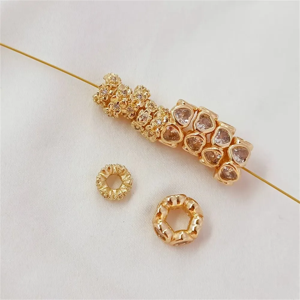 Circón incrustado de oro de 14 quilates con agujeros grandes, flores pequeñas, cuentas de corazón, piezas espaciadoras, Material accesorio para pulsera y collar DIY
