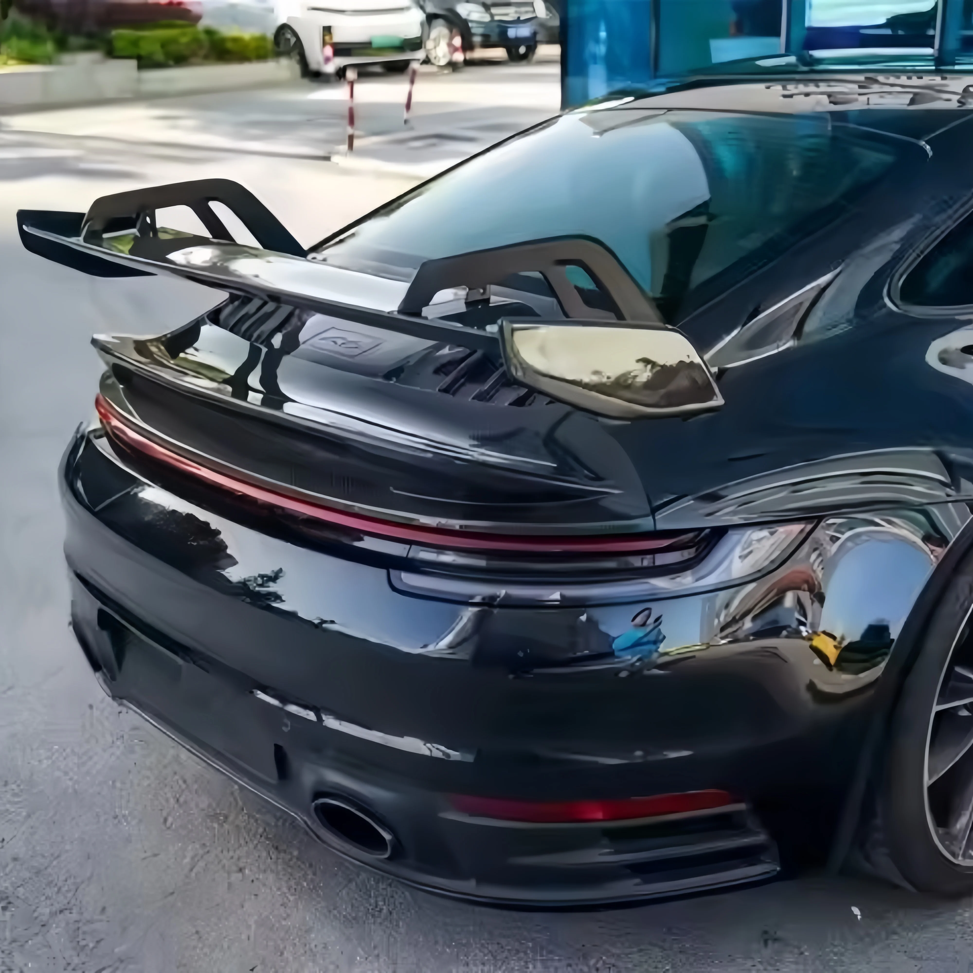 

For Porsche 911 992 Upgraded GT Style Dry Carbon Fiber Rear Luggage Spoiler Carbon Fiber Spoiler Body Kit