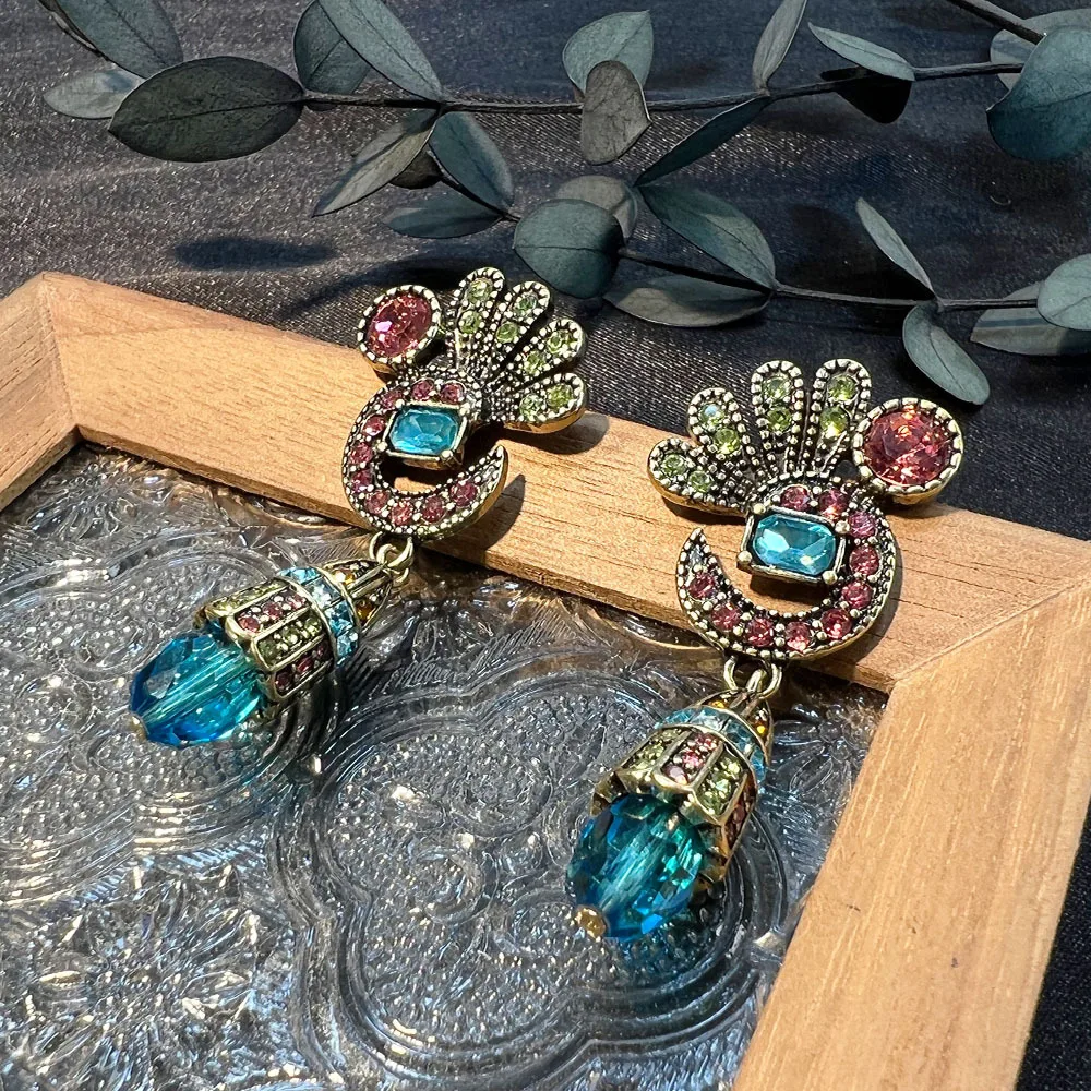 European and American retro color inlaid zircon earrings plated with real gold niche design high-end versatile marking stud earr