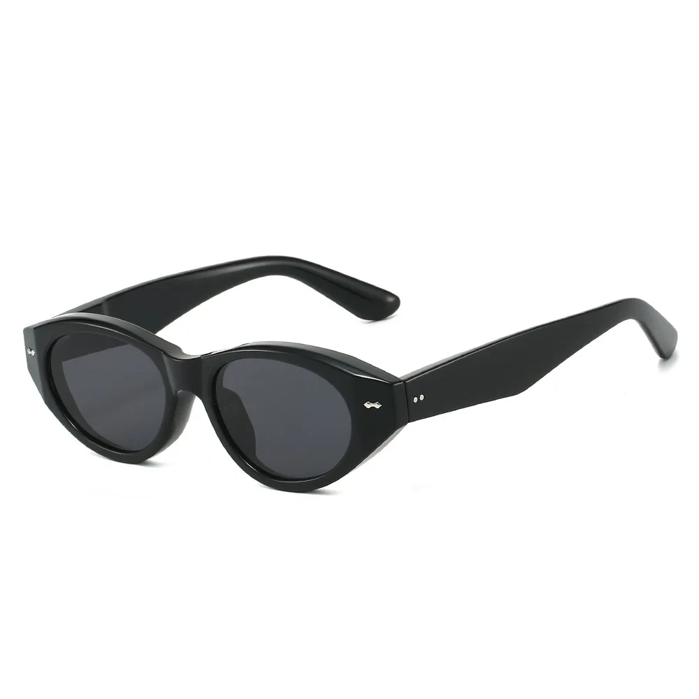 

Trendy Oval Sunglasses Women Brand Design Rivet Blue Sun Glasses Outdoor Narrow Frame Men Shades Female UV400