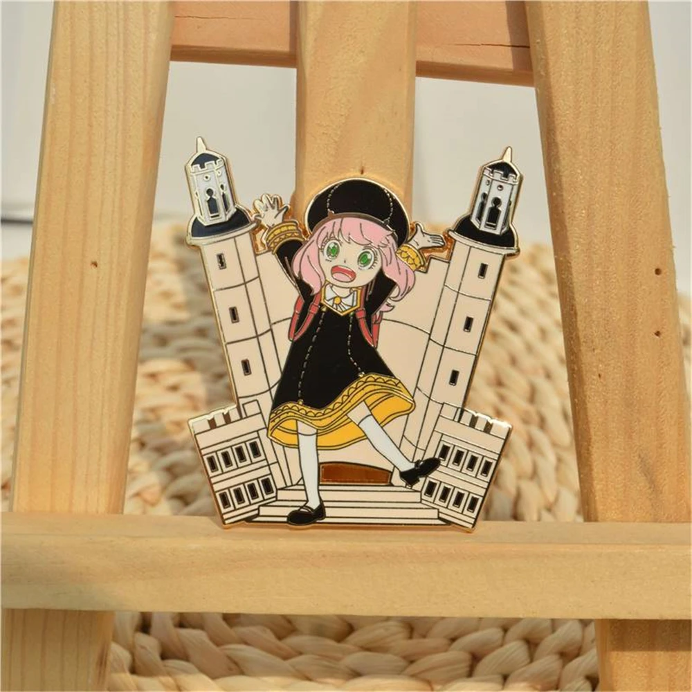 Anime SPY×FAMILY Anya Forger School Cosplay Costume Badge Pin Accessories Backpack Pendant Metal Brooch Gift