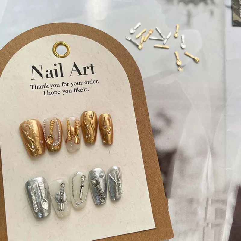 Série de vaisselle couteau fourchette cuillère 3D Silicone moule à ongles Nail Art doux estampage plaques bricolage manucure sculpture modèle