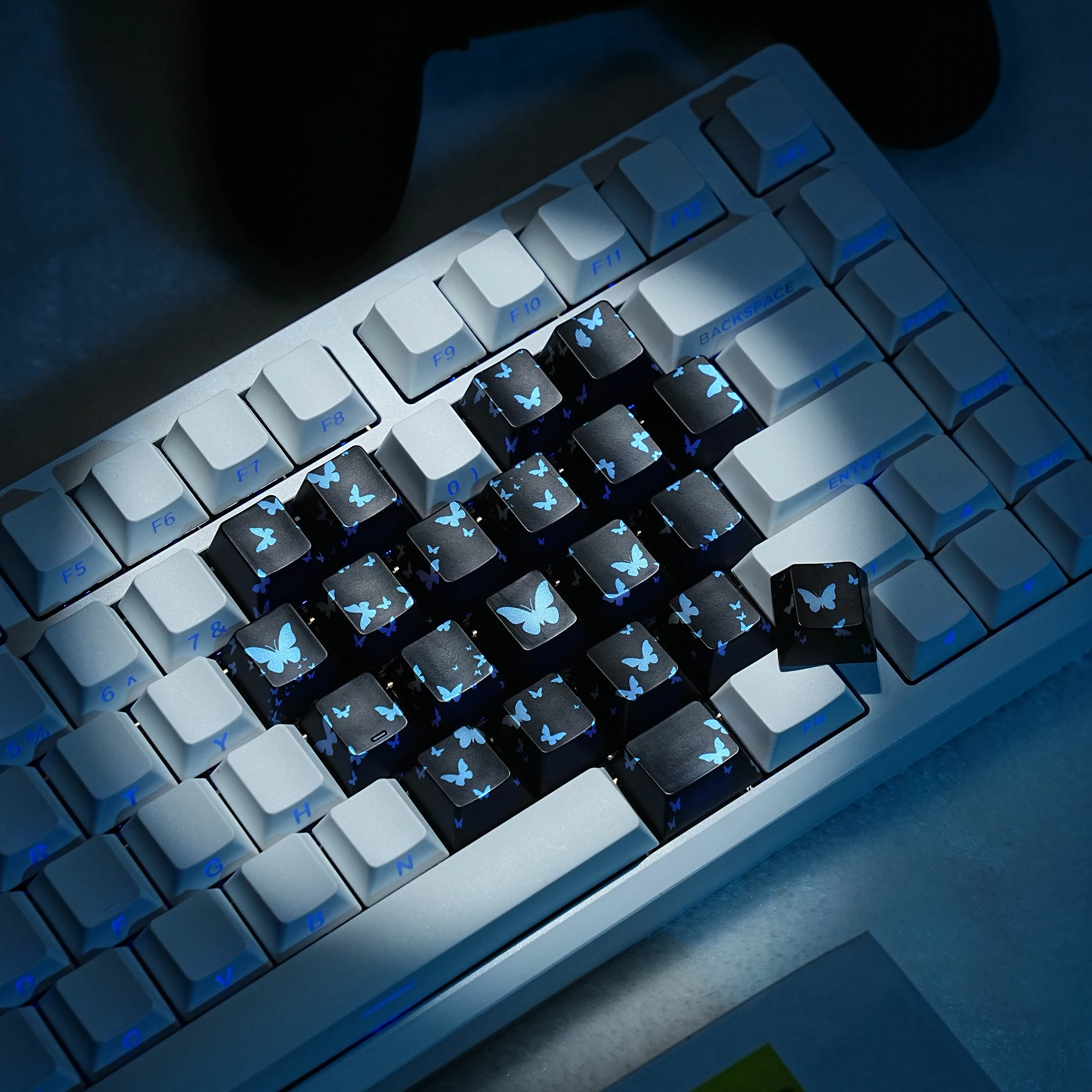 

JCM Love Keycaps Cherry Profile PC personalized translucent keycaps 21 Keys Red black pink blue purple For Mechanical Keyboard