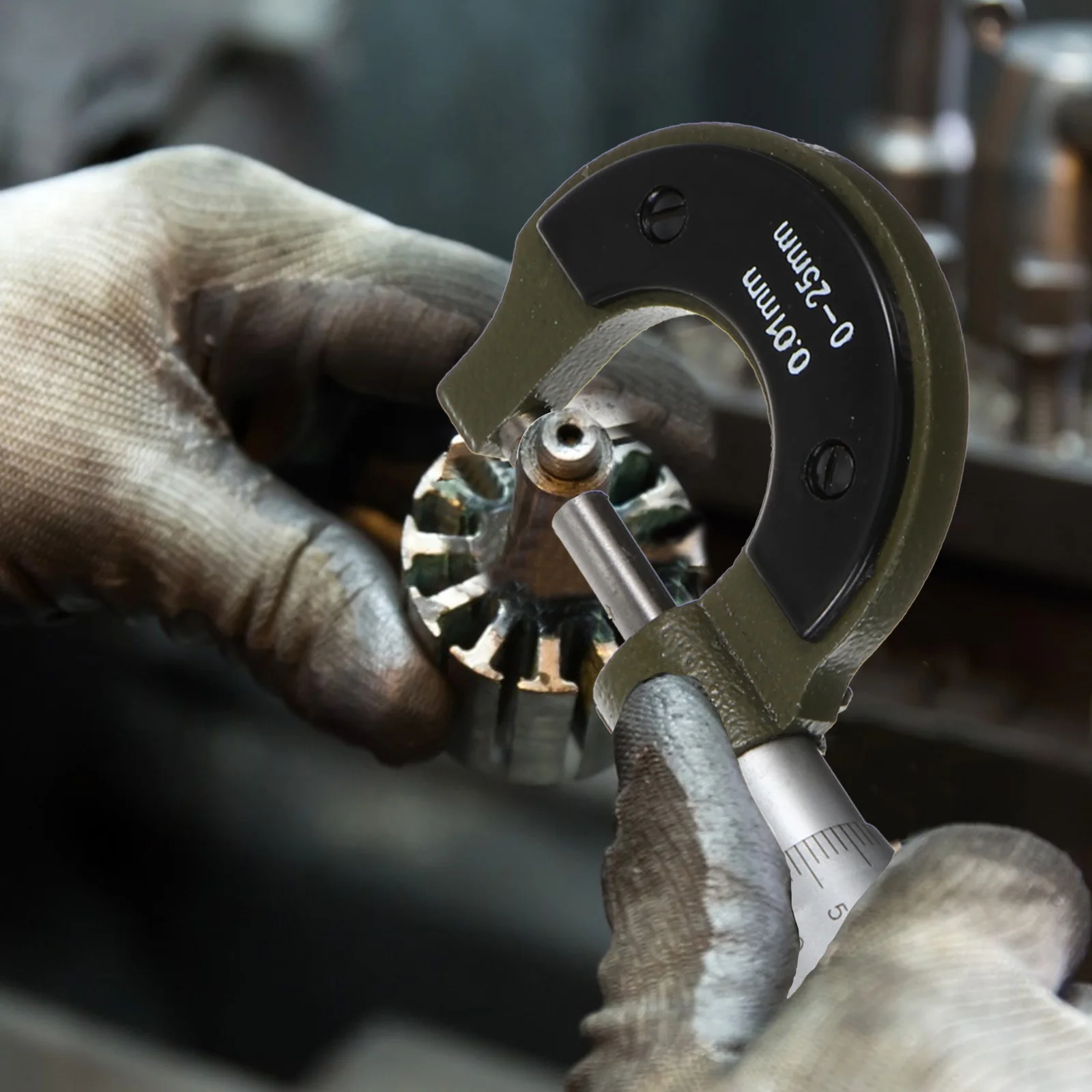 

1Pcs Precision Metric Outside Micrometer 0-25mm Carbon Steel Measuring Instrument Thickness Gauge Screw Caliper Tool