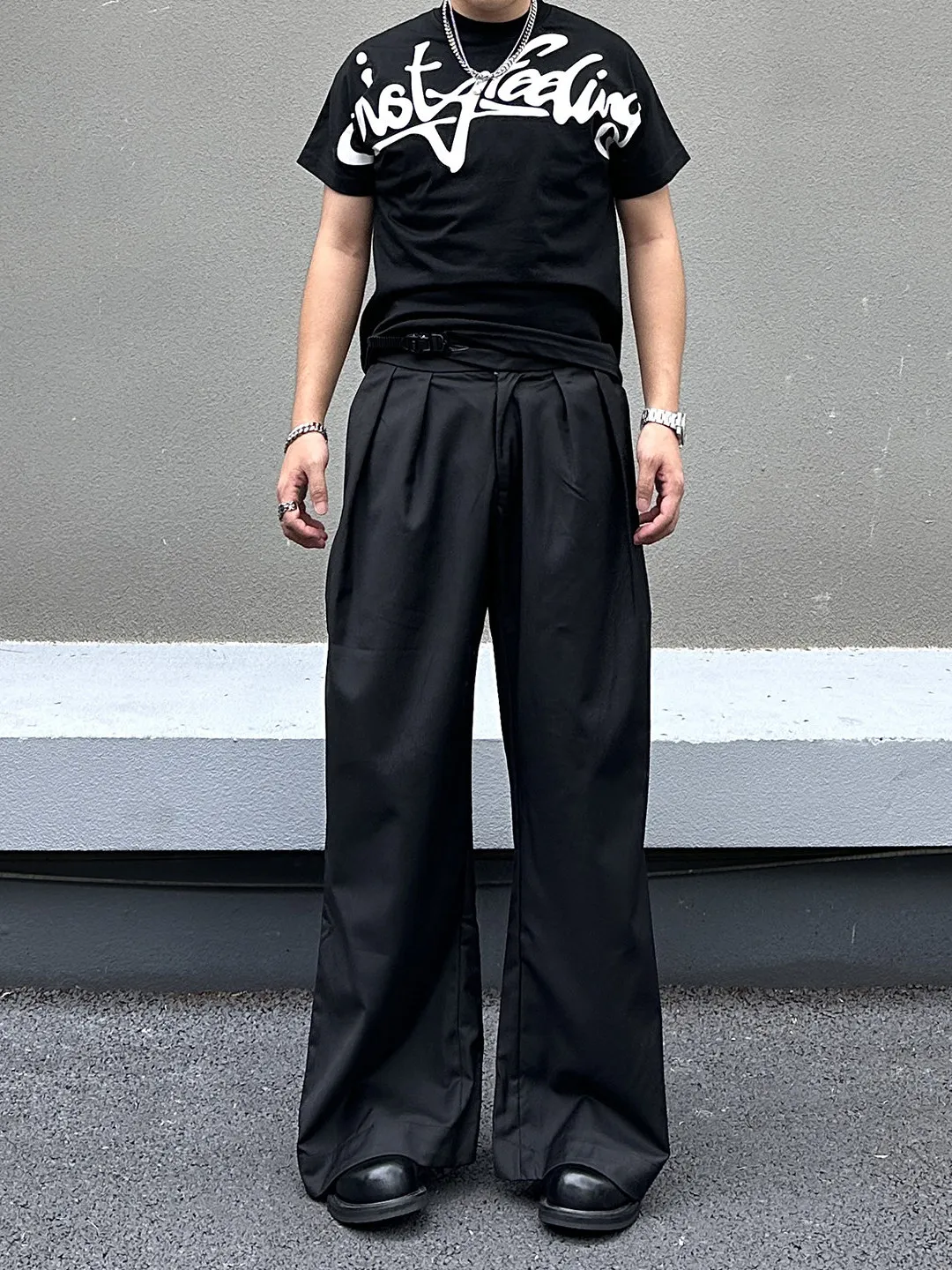 

Casual Men's Wide Leg Pants Bla High-End Drapey Knife Loose Fit Straight Leg Trousers for Spring Season American Sle