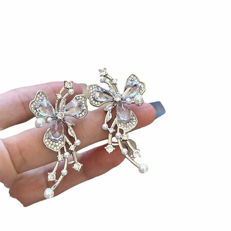 

Full inlaid flower earrings clip exquisite high-end feeling Ear studs versatile temperament jewelry for women