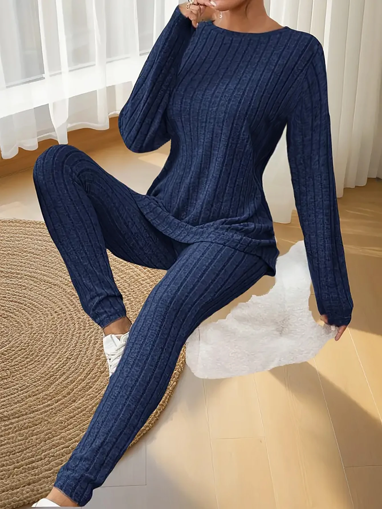 Women's Autumn and Winter Pajamas, Simple Solid Color, Casual and Comfortable, Slim Fit, Fashionable Long-Sleeved Long Pants, Ca