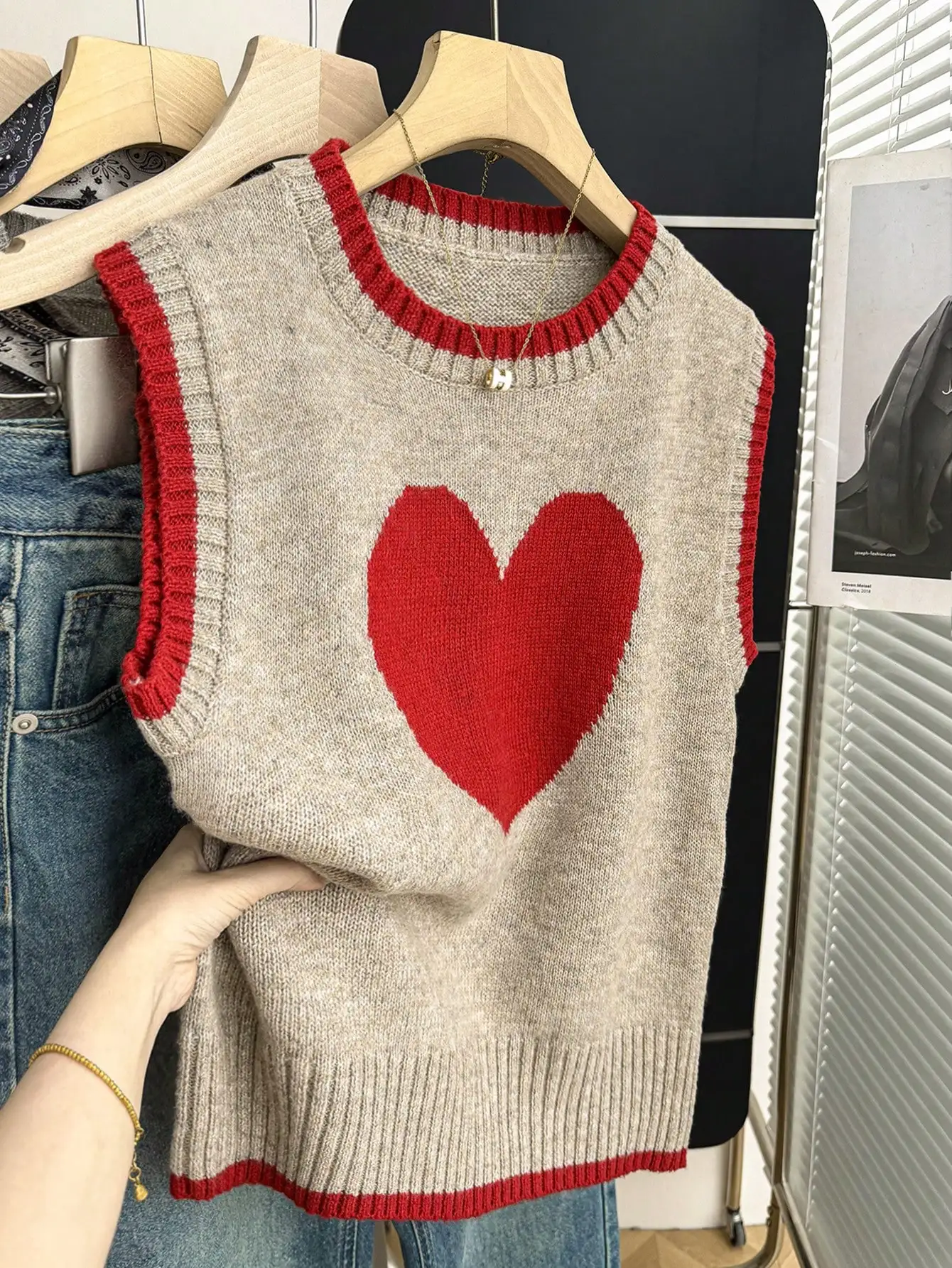 

Oatmeal Knit Sleeveless Vest with Red Heart Motif and Contrast Trim