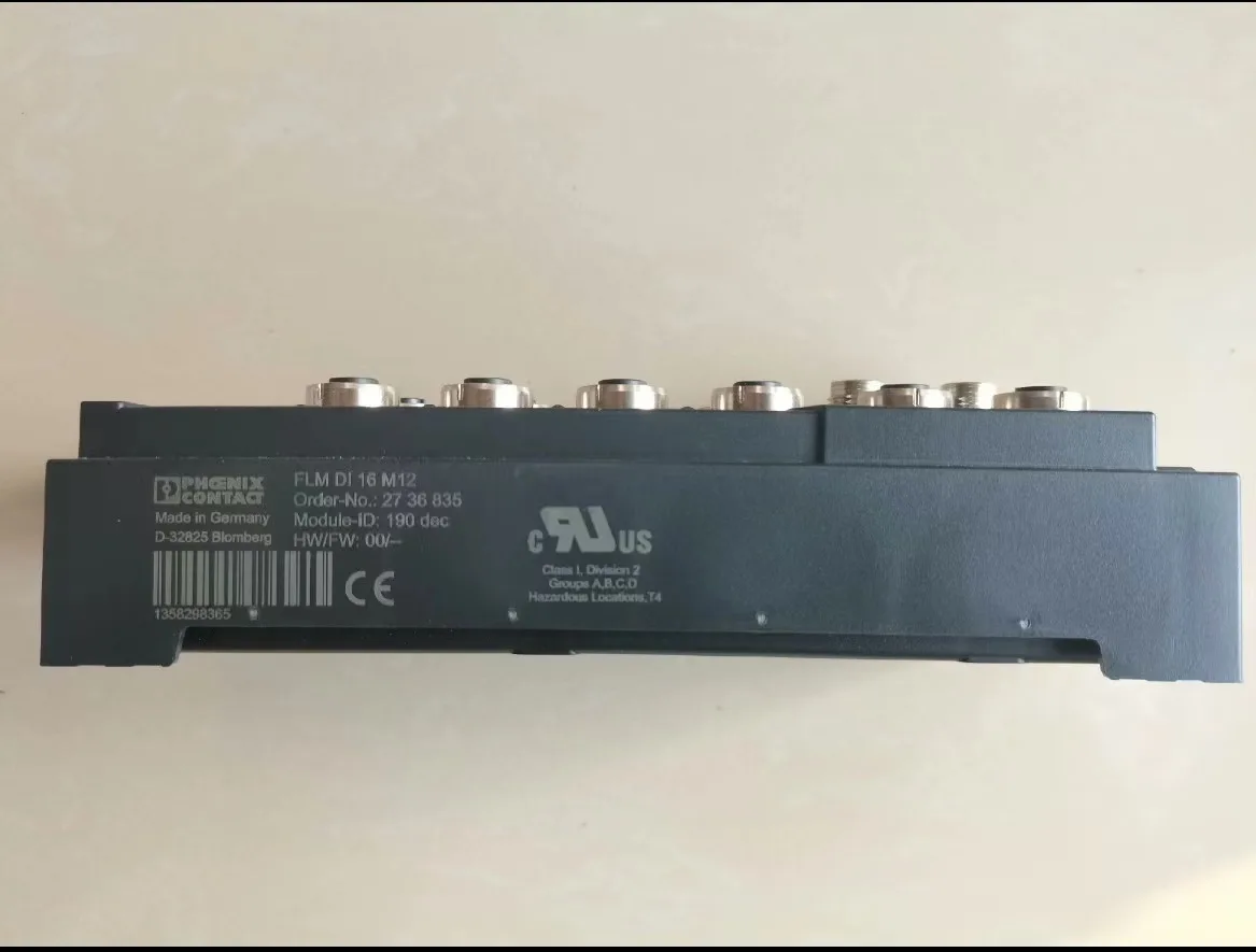 Germany Phoenix 2736835 2862835 2701496 Analog Module New and Original