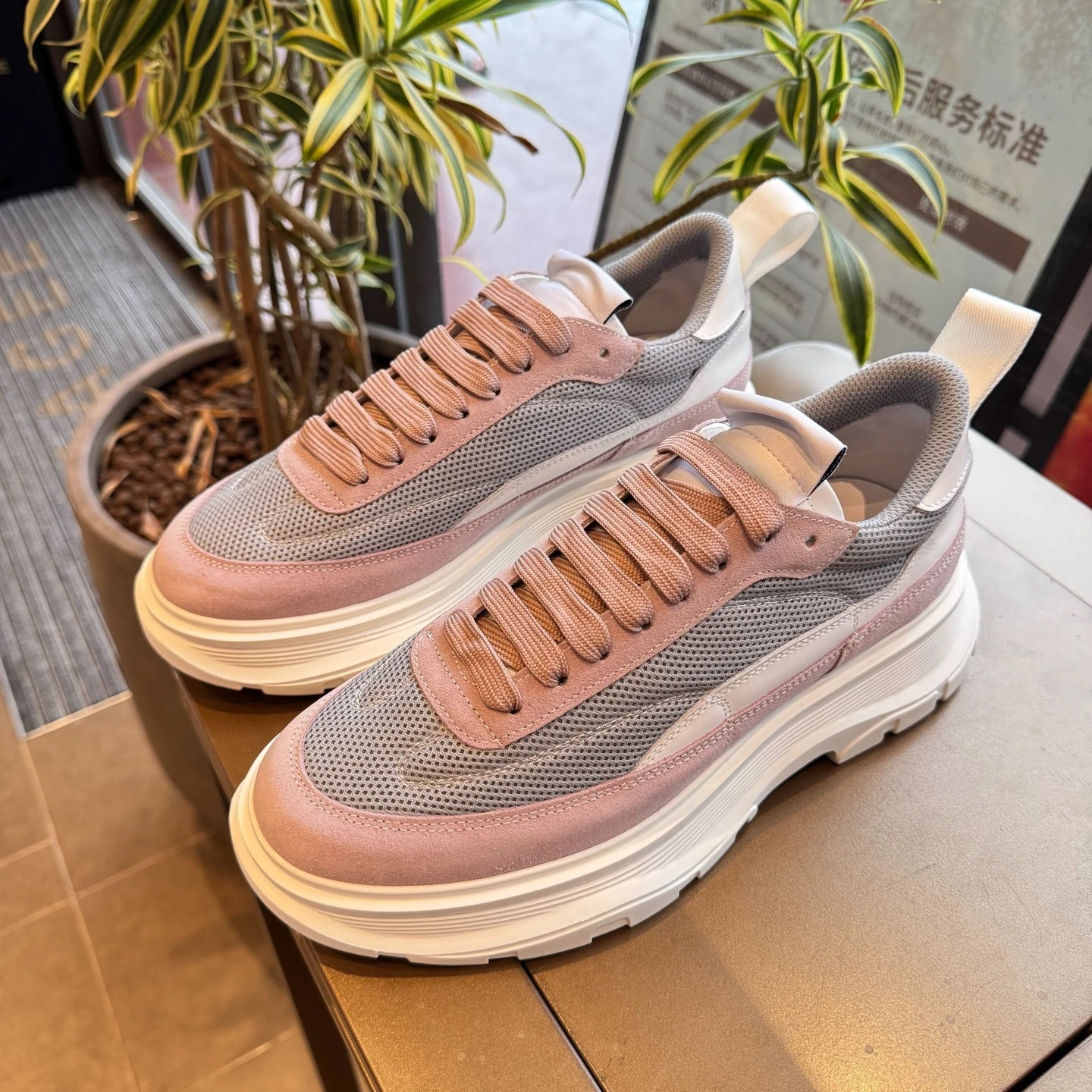 Couple's Casual Athletic Shoes, Durable Height-increasing Sole, Premium Mesh and Genuine Leather Upper, Luxury Running Shoes.