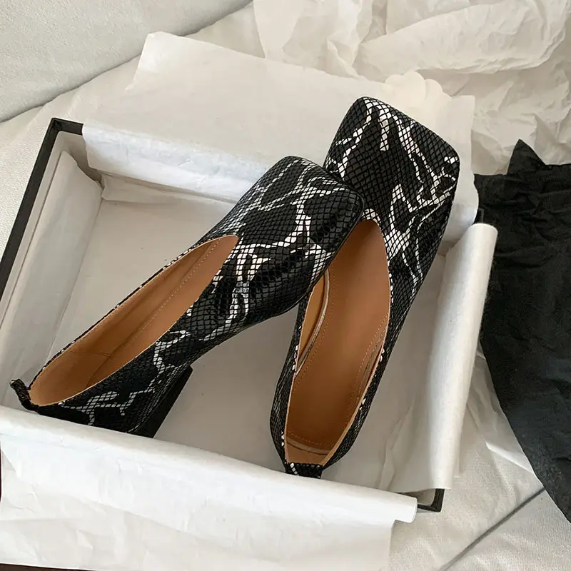 Women Shoes Spring Simple Shoes Soft Flats Ballet Slip On Girl Pleated Footwear Handmade Square Toe Genuine Leather Ballet Shoes
