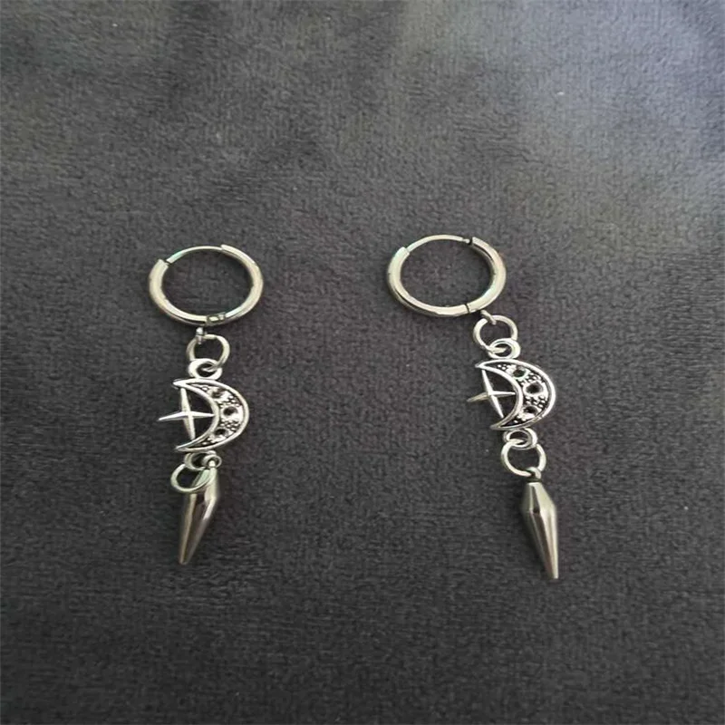 أقراط سبايك، أقراط القمر/النجمة، أقراط فاسق، أقراط قوطية، مجوهرات قوطية، أقراط هوجي، إيمو، بديل، أقراط سماوية