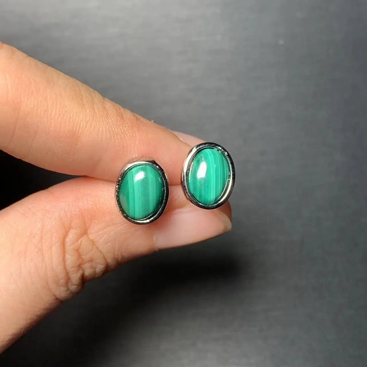 7MM Natural Malachite Stud Earrings For Women stainless steel Vintage Femme Gift Prevent Allergy Fine Jewelry Stone