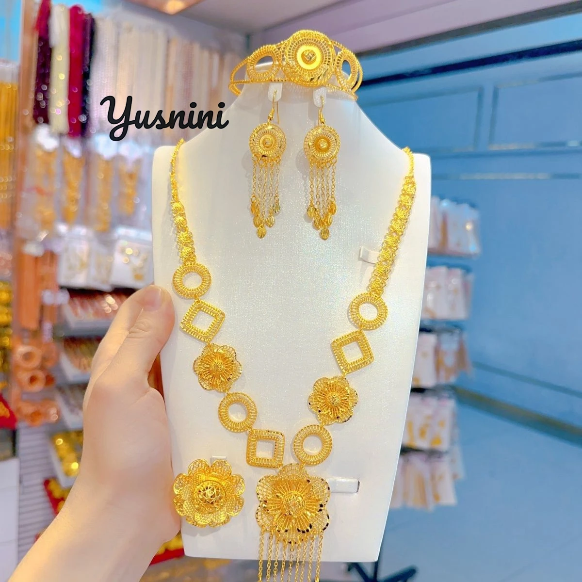 

Fashion Europe 24K Gold Plated High End Necklace Earrings Rings Bracelets Wedding Party Gifts Jewelry Set for Lovers DD11010