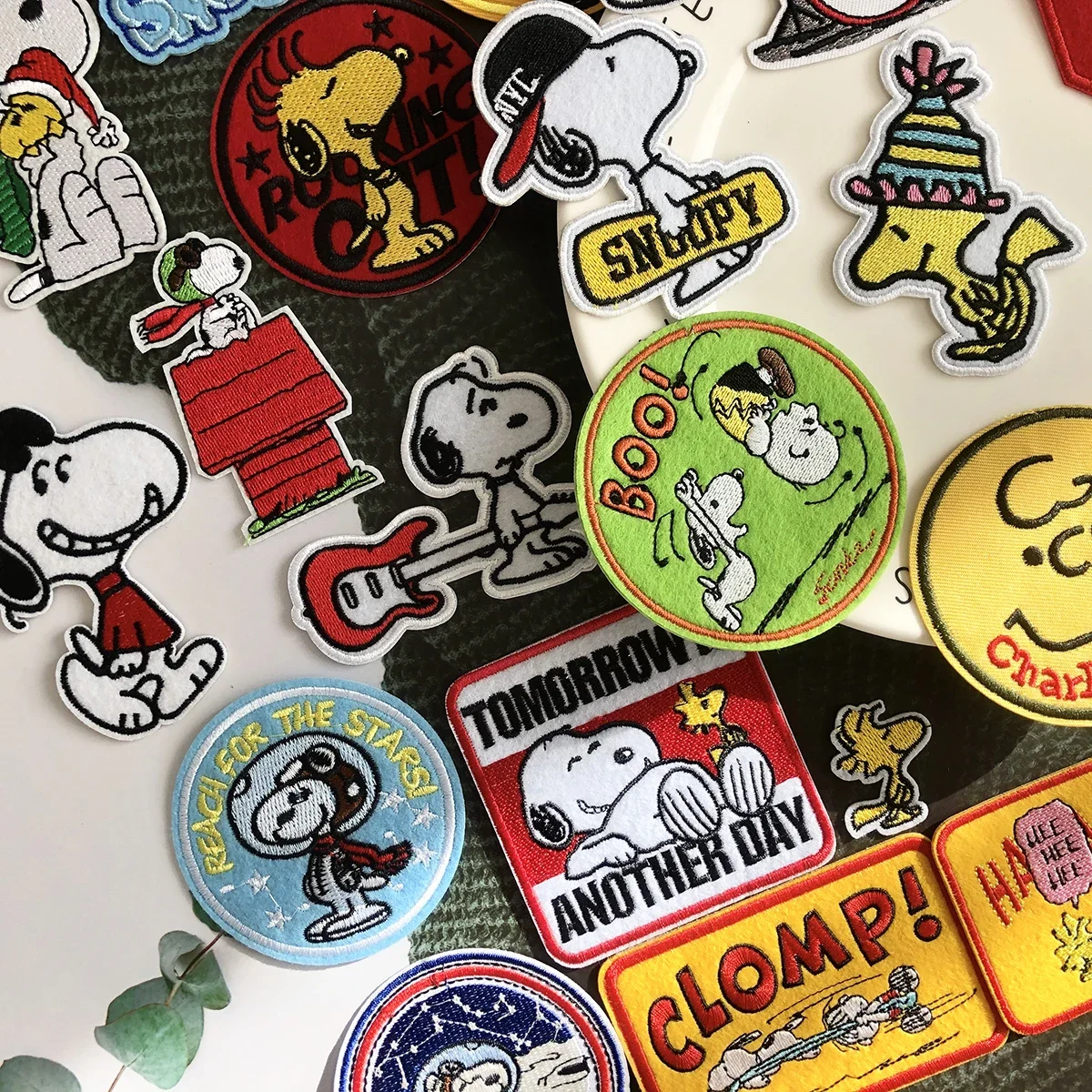 New Snoopy Kawaii Dog Anime Figure Embroidery Patches on Clothes Stickers for Jacket Cartoon Decor Pants Bag Clothing Patch