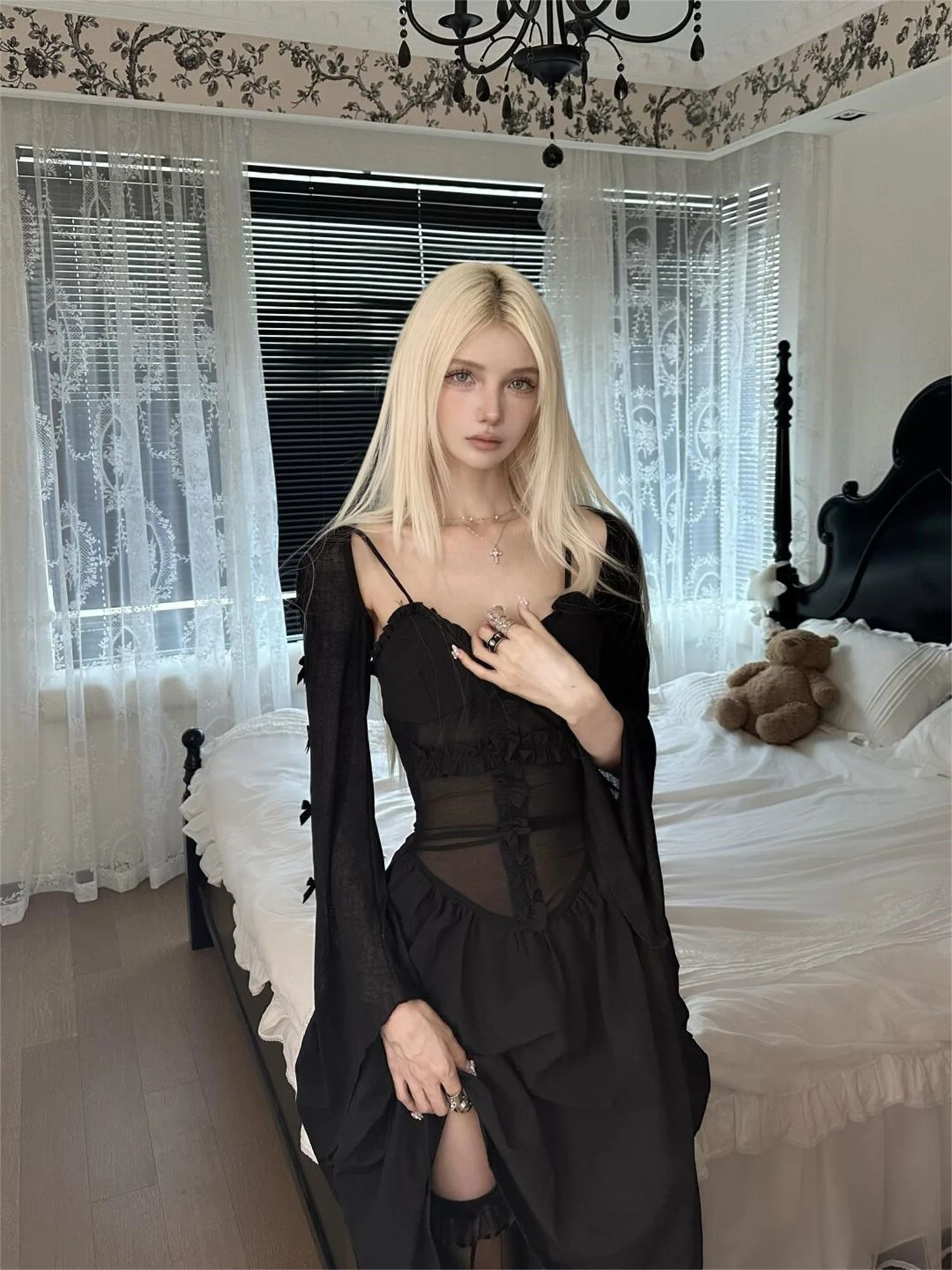 ชุดคอสเพลย์ผู้หญิงสไตล์เซ็กซี่สำหรับวันฮาโลวีน กระโปรงยาวแบบผูกไขว้  ชุดลำลองสำหรับใส่ไปทำงาน  กระโปรงยาว