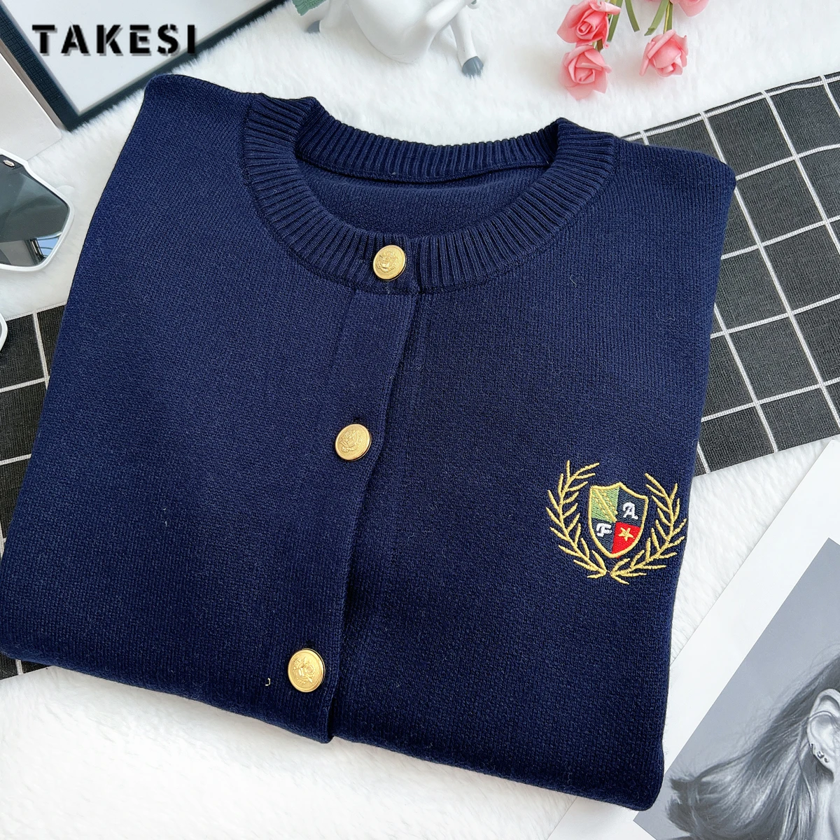 Women Luxury Solid Knitting Long Sleeve Round Neck Appliques Cardigans 2023 Winter Office Lady Casual Single Breasted Sweater