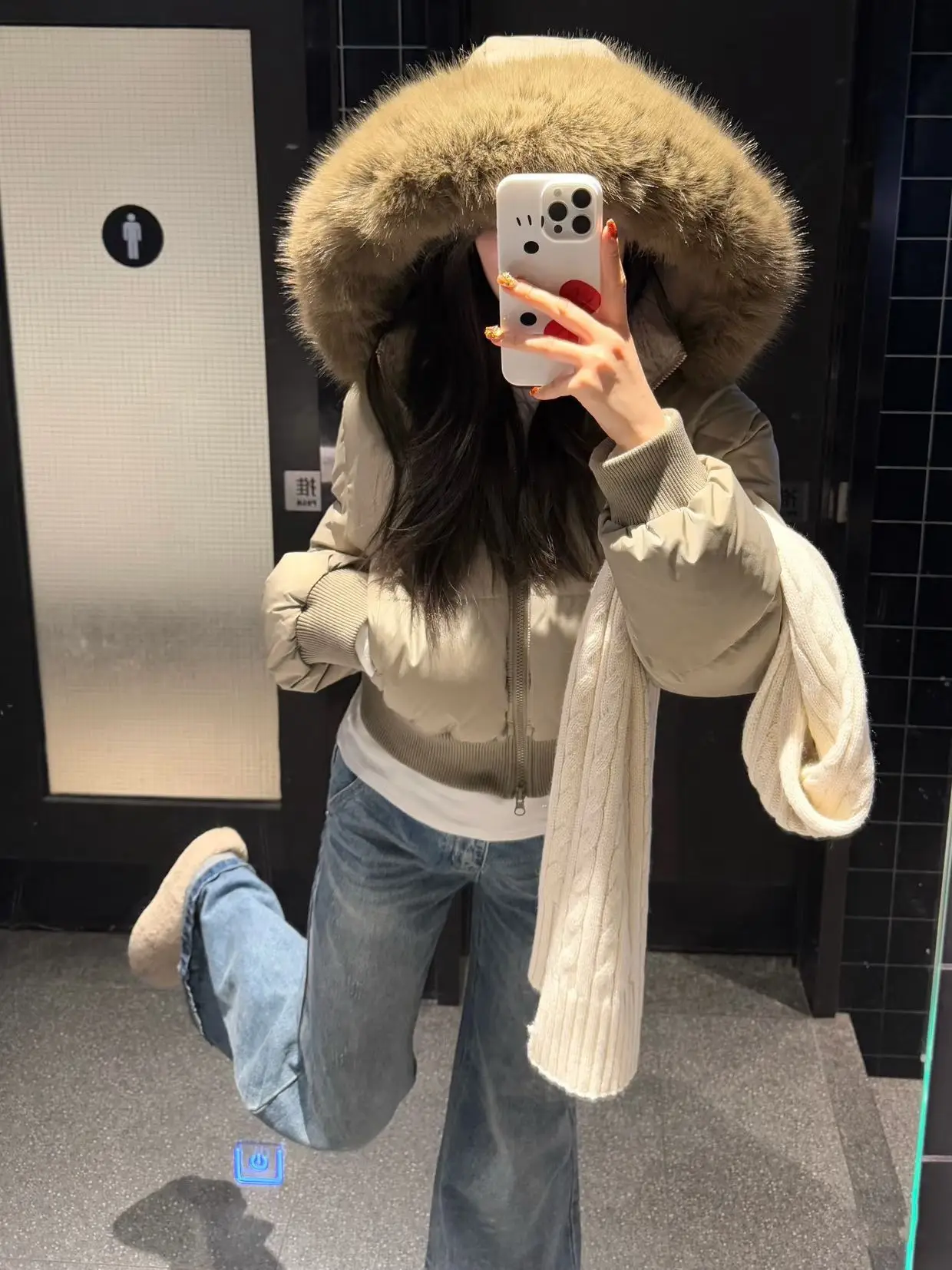 

Женские пуховики-парки на заказ: индивидуальный пошив, уникальный дизайн, особый стиль, индивидуализация по вашему заказу