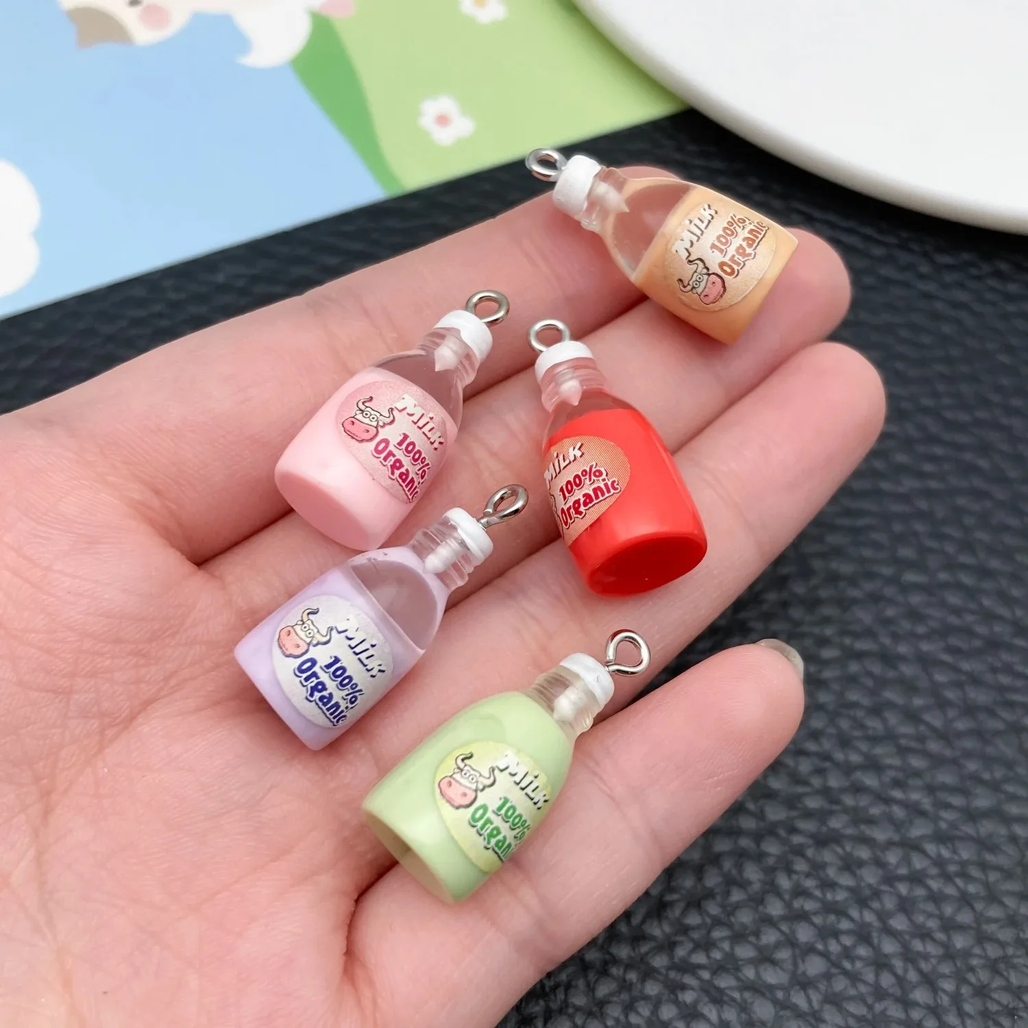 10pcs Two-Tone Round Transparent Milk Bottle Miniature Food Play Decorations, Refrigerator Magnets, Keychain Charms Resin Orn