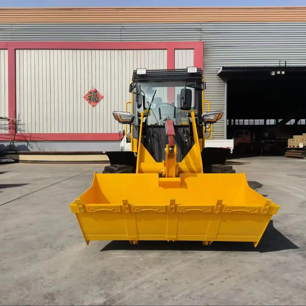 Micro boom loader, all terrain vehicle, articulated mobile processor, small wheel telescopic arm, front loader design, engine, l