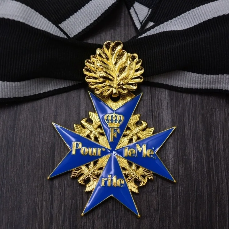 1 pièce Réplique de la Médaille de Mérité de la Croix de Malte, motif Feuille de Chêne Prussienne Bleue, pour la Valeur Méritante